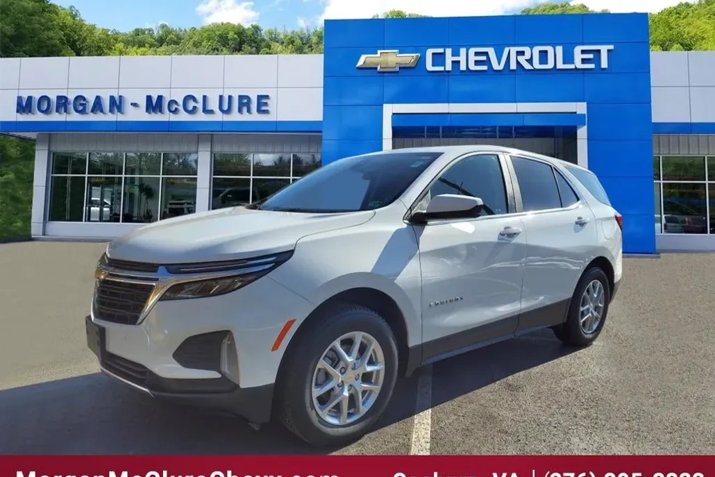 2024 Chevrolet Equinox LT photo 1