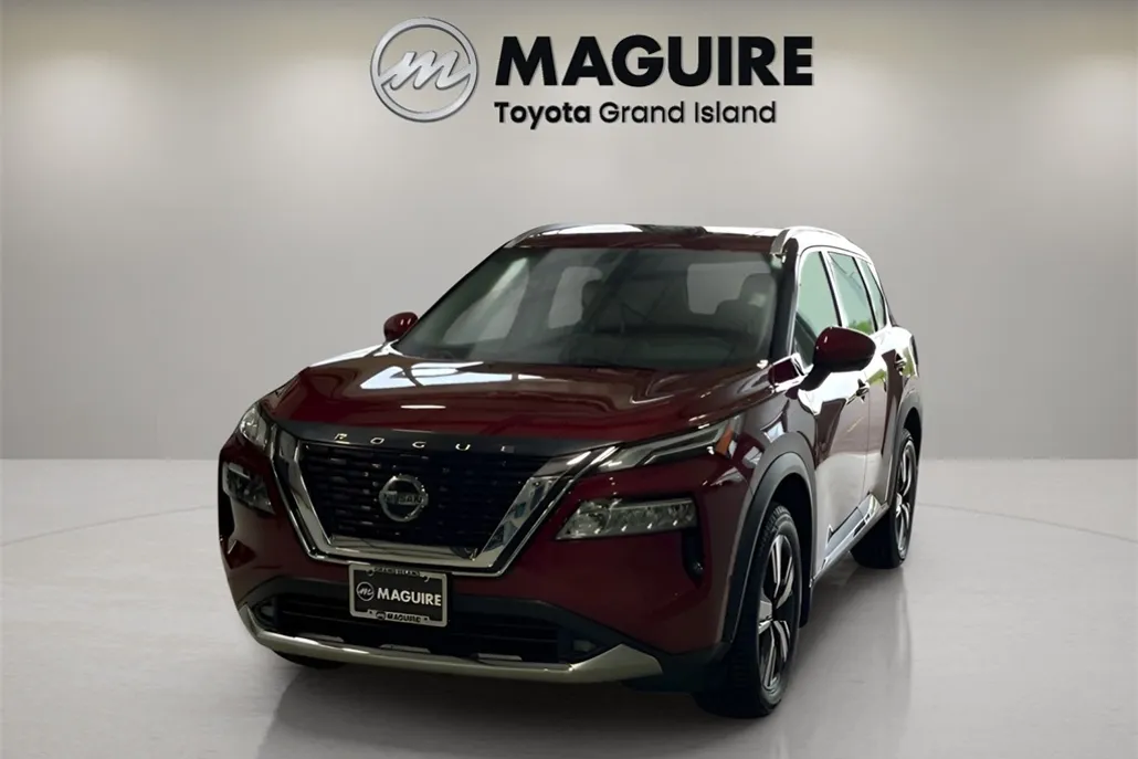 2021 Nissan Rogue Platinum photo 1