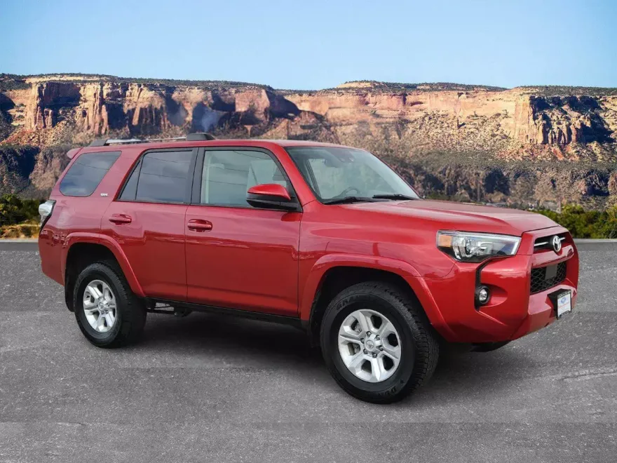 2023 Toyota 4Runner SR5 photo 1