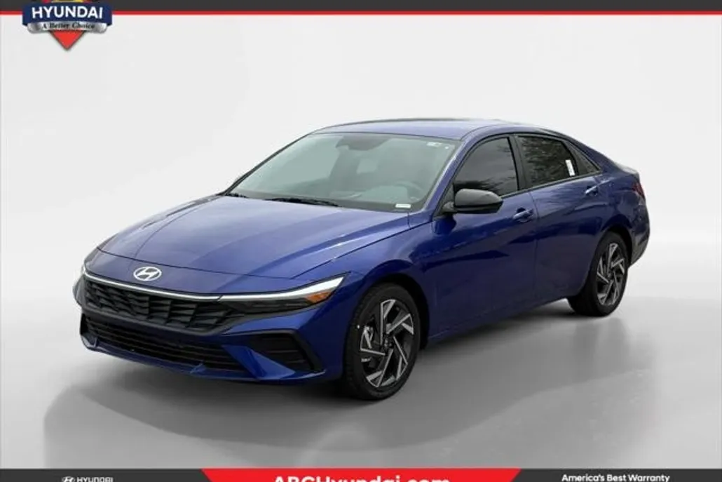 2025 Hyundai Elantra SEL Sport photo 1