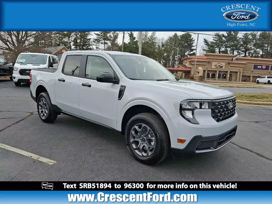 2025 Ford Maverick XLT photo 1