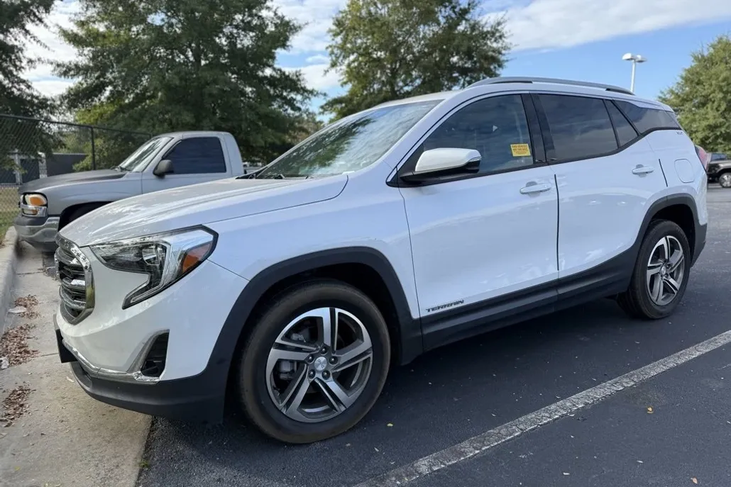 2020 Gmc Terrain SLT photo 1