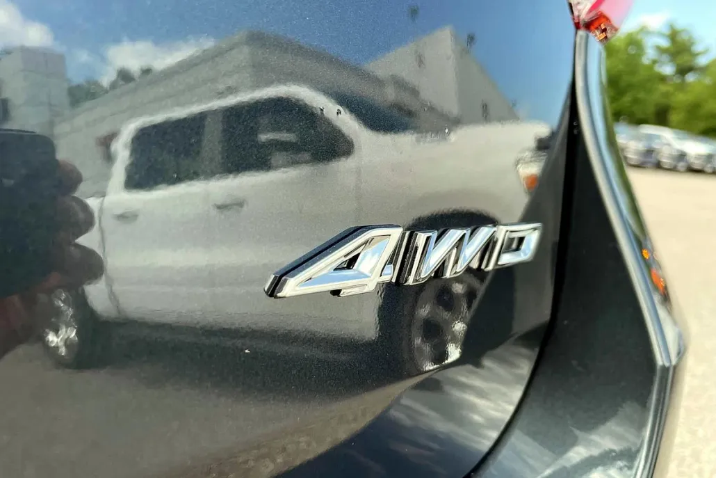 2022 Ford Explorer XLT photo 1