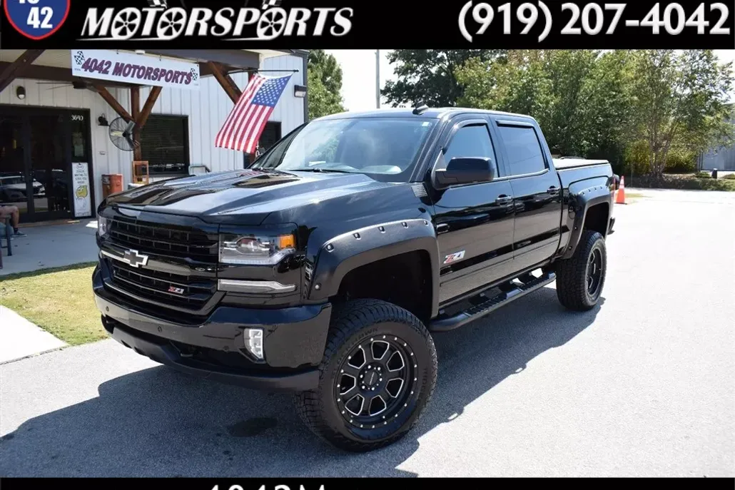 2017 Chevrolet Silverado 1500 LTZ Z71 photo 1