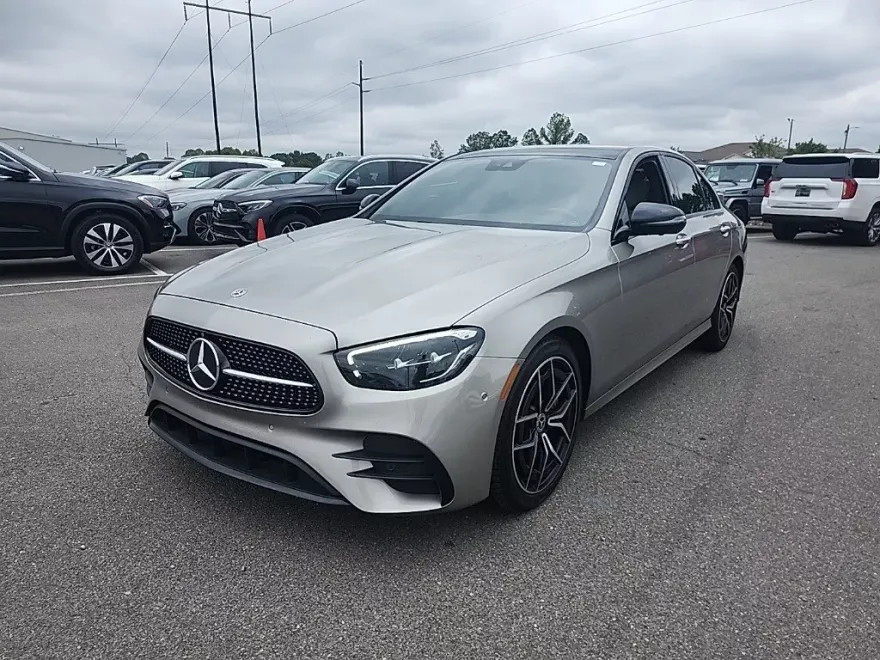 2022 Mercedes Benz E 350 Sedan photo 1
