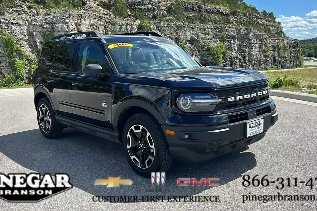 2022 Ford Bronco Sport Outer Banks photo 1