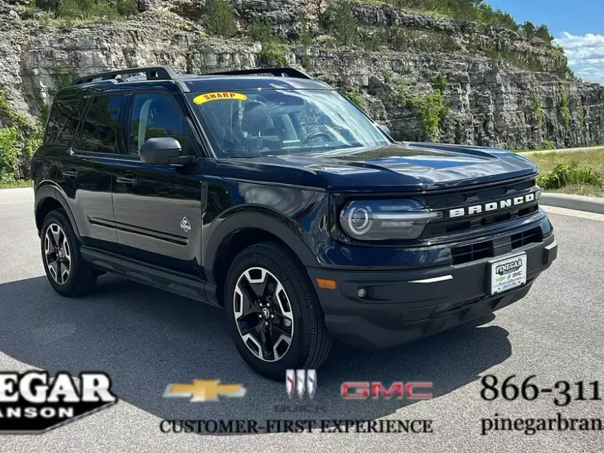 2022 Ford Bronco Sport Outer Banks photo 1