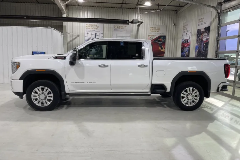 2021 Gmc Sierra 2500 HD Denali photo 1