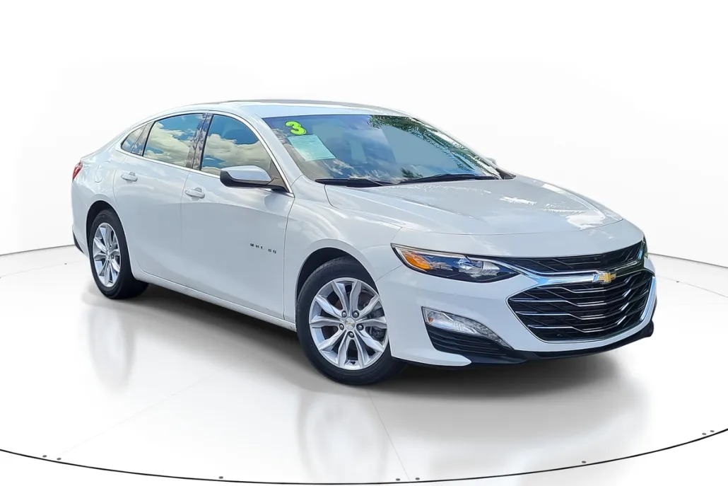2023 Chevrolet Malibu 1LT photo 1