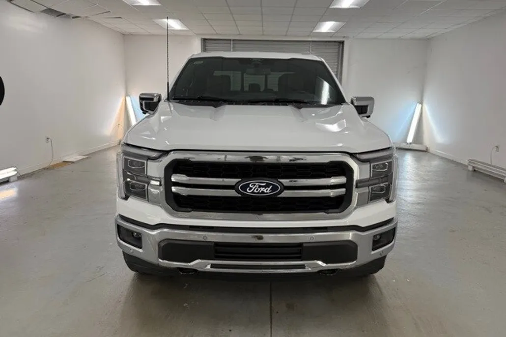 2025 Ford F-150 Lariat photo 1