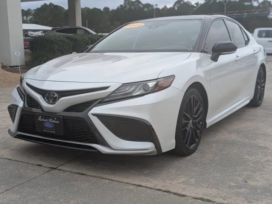 2022 Toyota Camry XSE photo 1