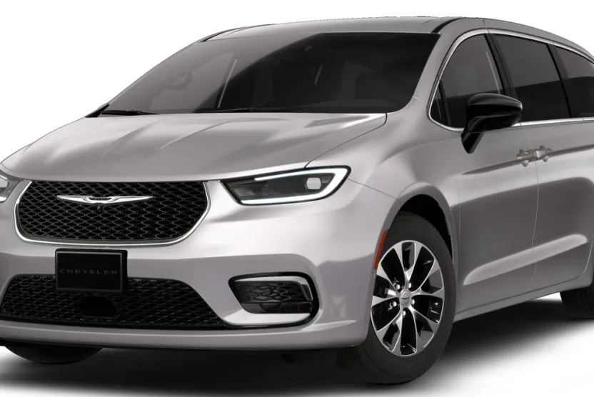 2026 Chrysler Pacifica photo 1