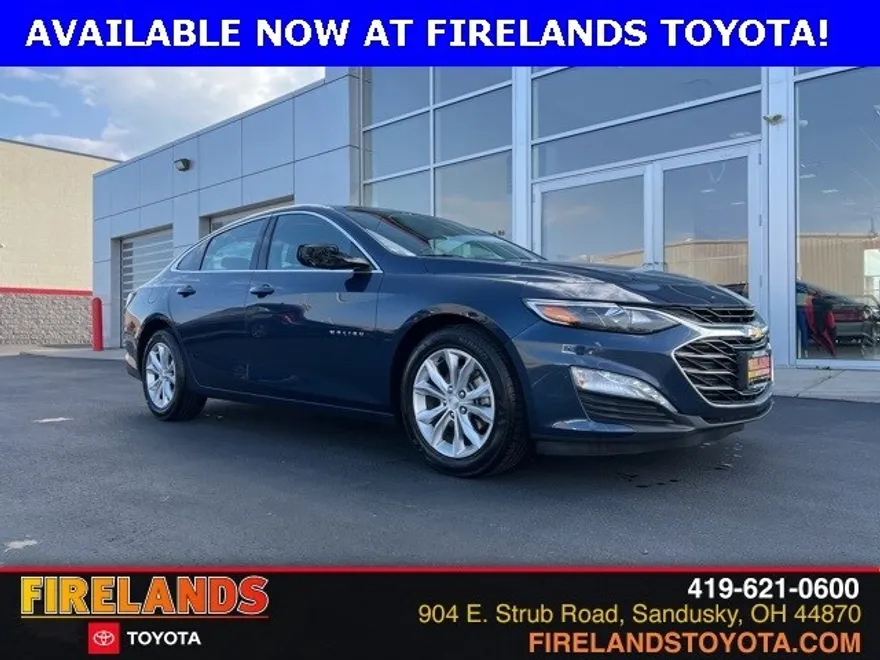 2019 Chevrolet Malibu 1LT photo 1