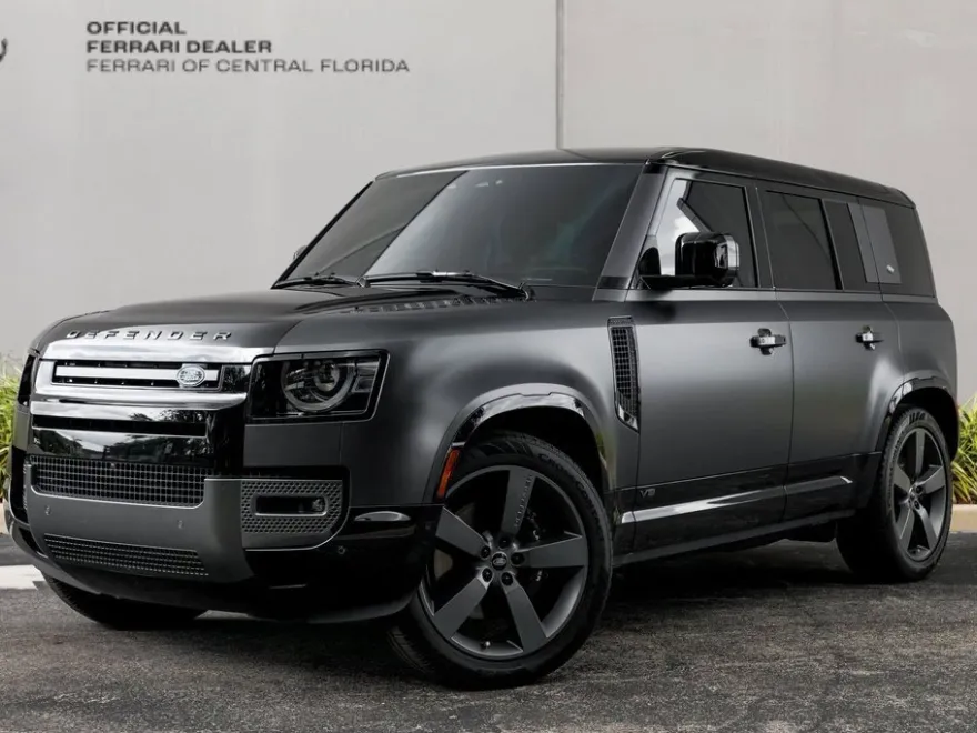 2024 Land Rover Defender Carpathian Edition photo 1