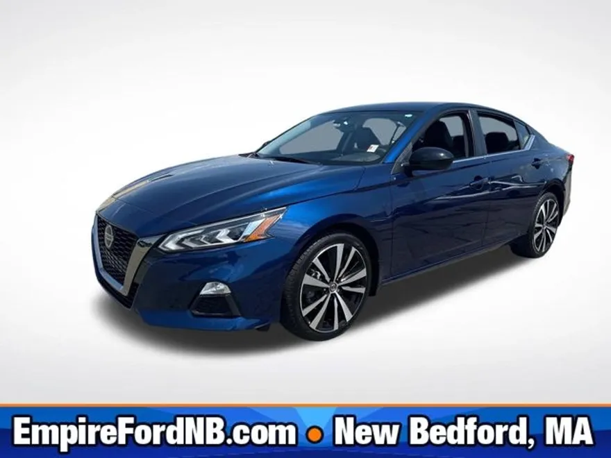 2022 Nissan Altima 2.5 SR photo 1