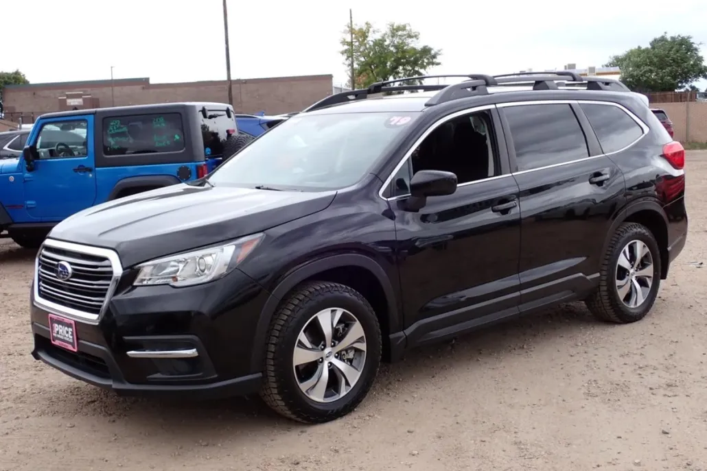2019 Subaru Ascent Premium photo 1