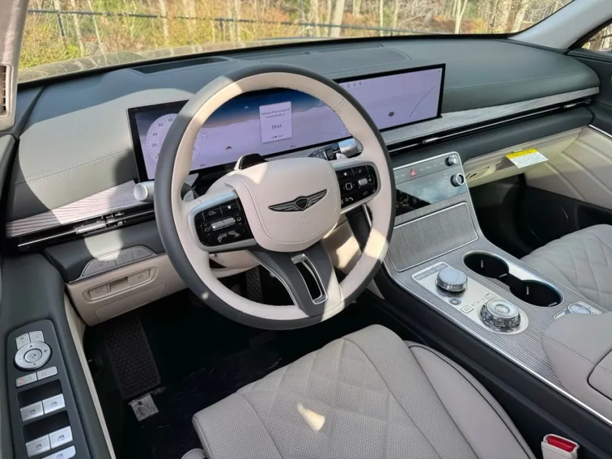 2025 Genesis GV80 3.5T Prestige photo 1