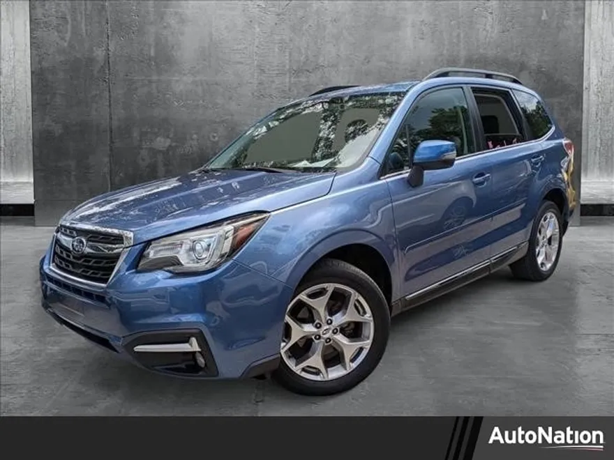2018 Subaru Forester Touring photo 1