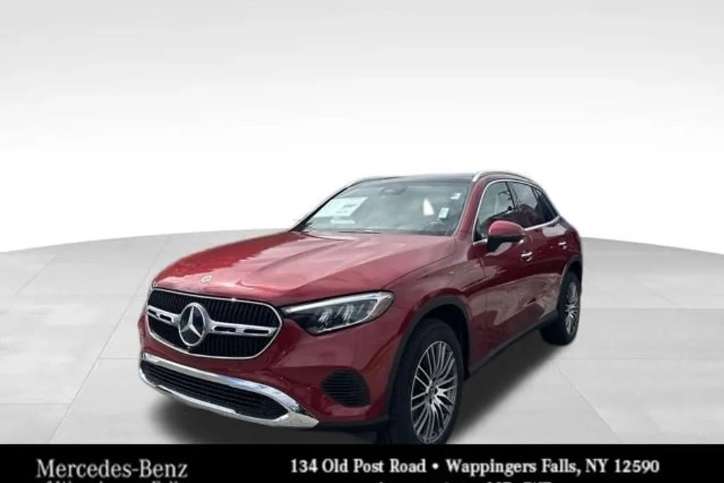 2026 Mercedes Benz GLC 300 4MATIC photo 1