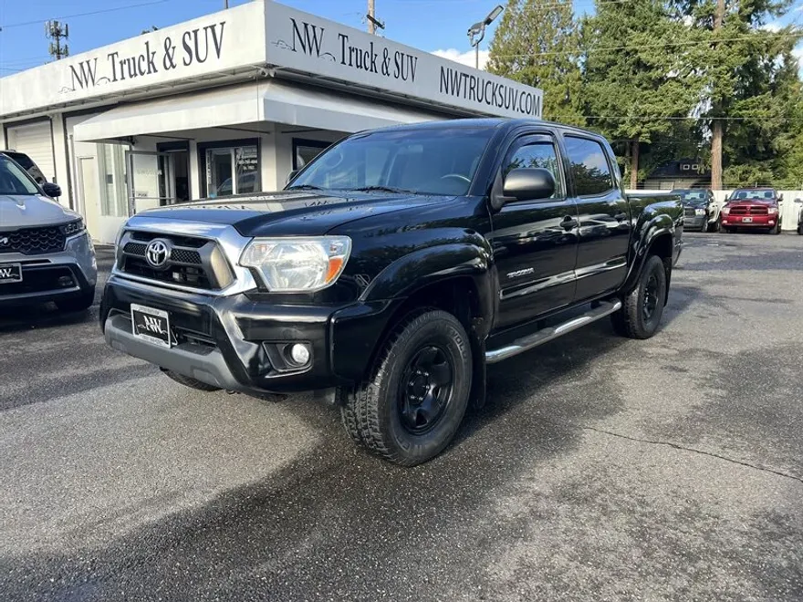 2015 Toyota Tacoma Base V6 photo 1