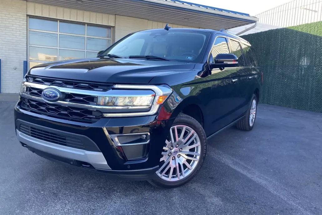 2024 Ford Expedition MAX Limited photo 1