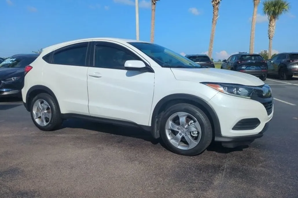 2022 Honda HR-V LX photo 1
