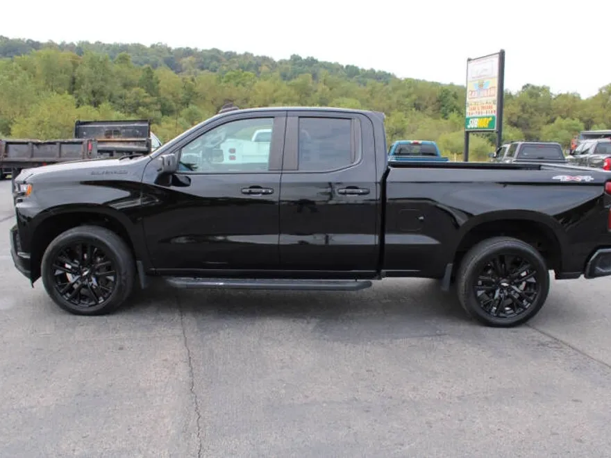 2019 Chevrolet Silverado 1500 RST photo 1