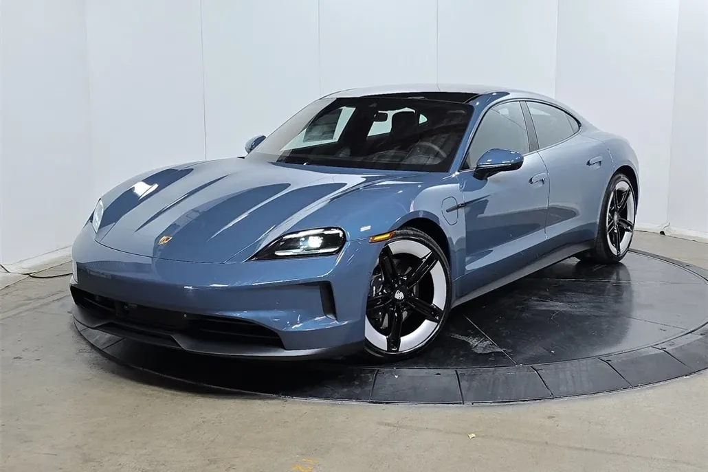 2026 Porsche Taycan 4 photo 1