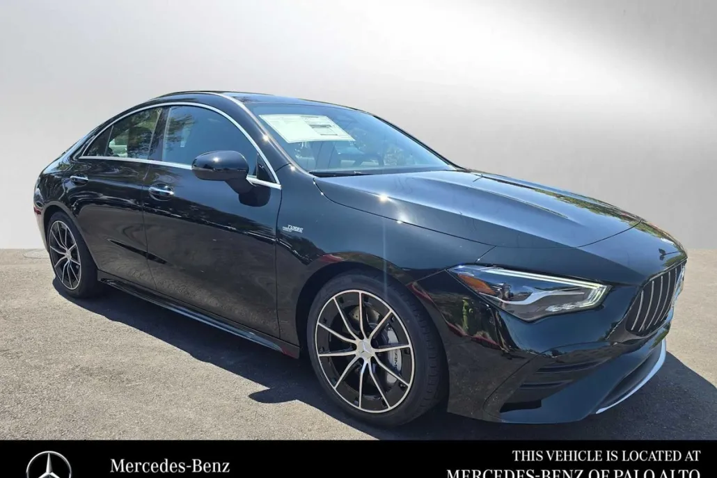 2025 Mercedes Benz CLA AMG 35 4MATIC photo 1