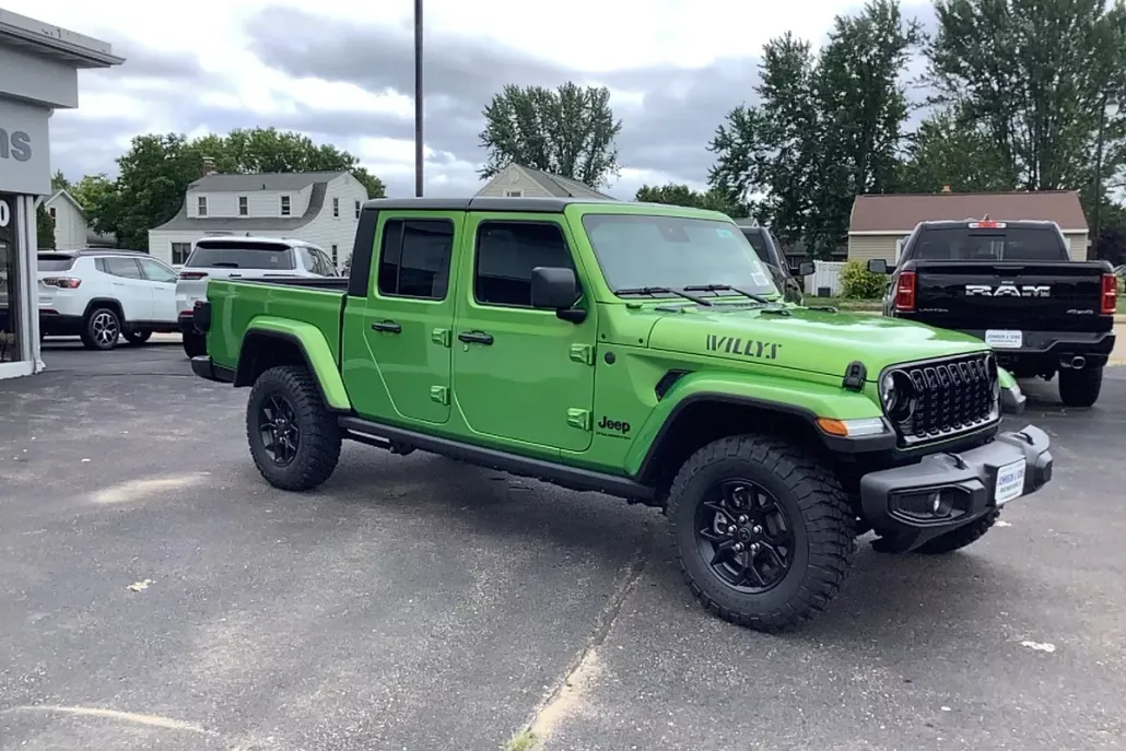 2025 Jeep Gladiator Sport photo 1