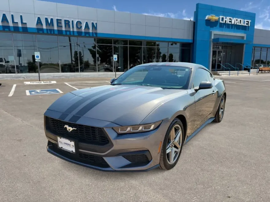 2025 Ford Mustang EcoBoost Premium photo 1