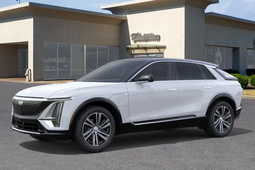 2026 Cadillac Lyriq Luxury photo 1