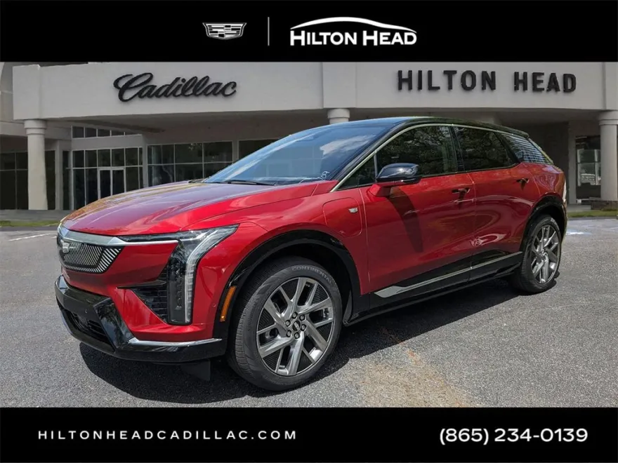 2025 Cadillac Optiq Luxury photo 1