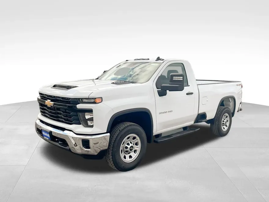 2025 Chevrolet Silverado 3500HD photo 1
