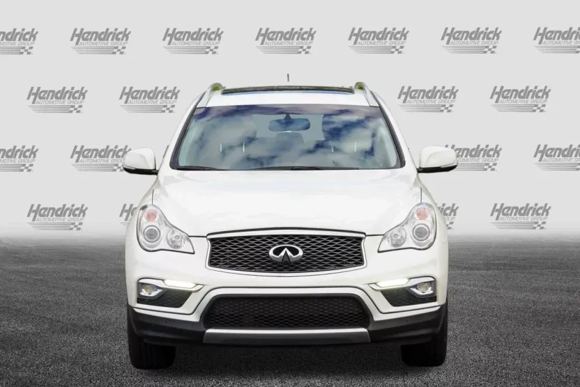 2017 Infiniti QX50 Premium photo 1