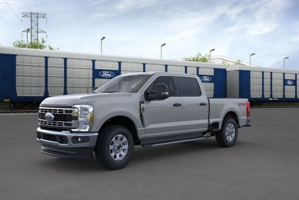 2025 Ford F-250 XLT photo 1