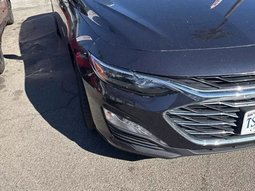 2023 Chevrolet Malibu 1LT photo 1