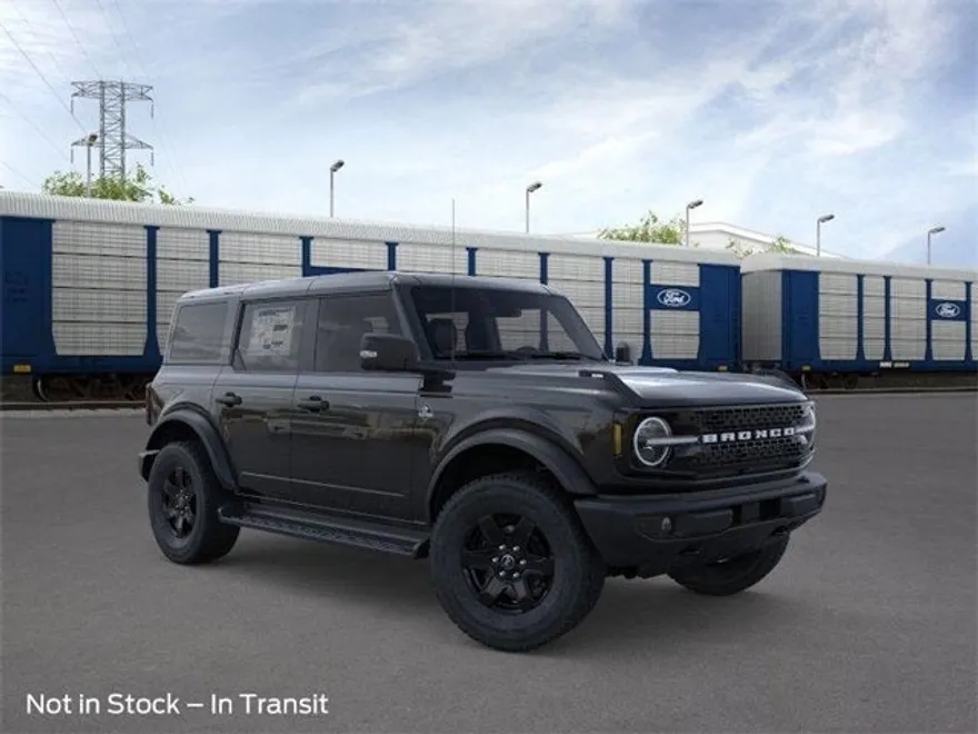 2025 Ford Bronco Outer Banks photo 1