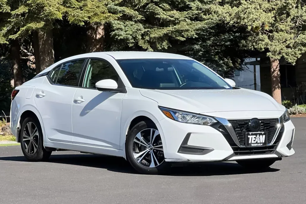 2023 Nissan Sentra SV photo 1