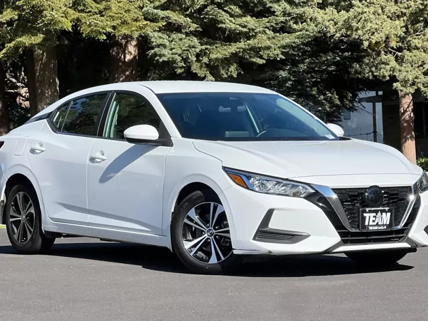 2023 Nissan Sentra SV photo 1