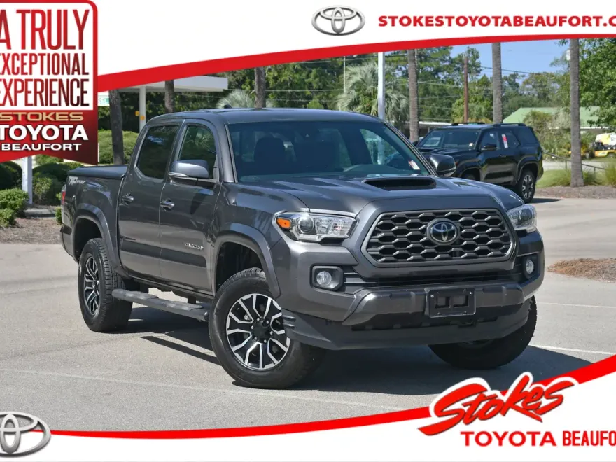 2021 Toyota Tacoma SR5 Double Cab V6 photo 1