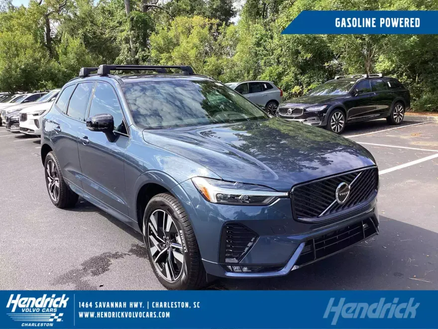 2026 Volvo XC60 B5 Core photo 1