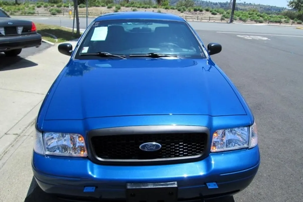 2011 Ford Crown Victoria Police Interceptor photo 1