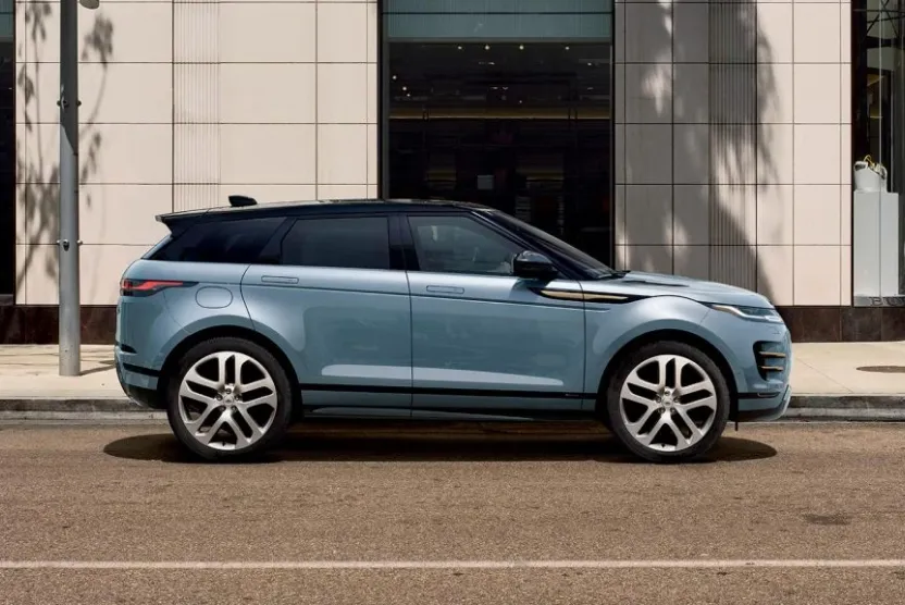 2022 Ford Explorer XLT photo 1