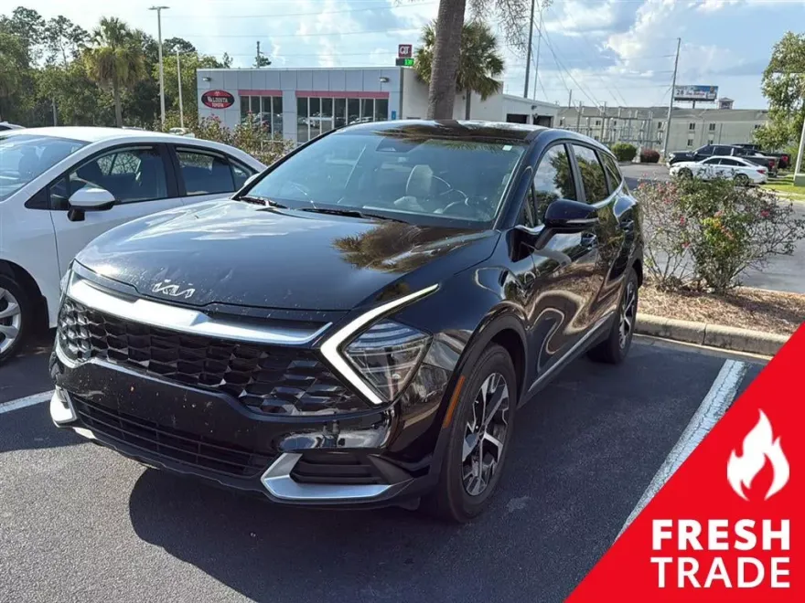 2024 Kia Sportage EX photo 1