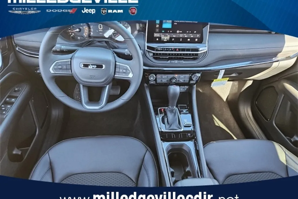 2026 Jeep Compass Latitude photo 1