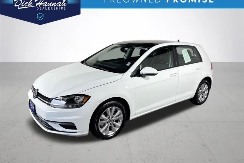 2018 Volkswagen Golf TSI SE photo 1