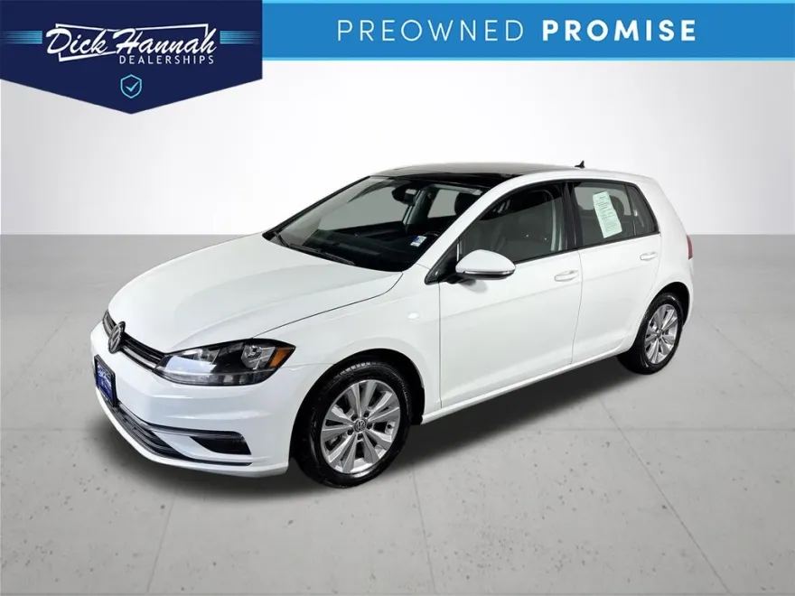 2018 Volkswagen Golf TSI SE photo 1