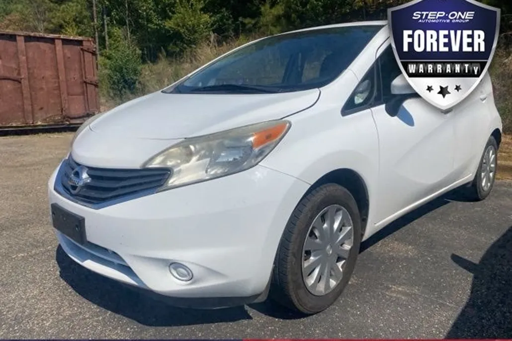 2015 Nissan Versa Note Plus photo 1