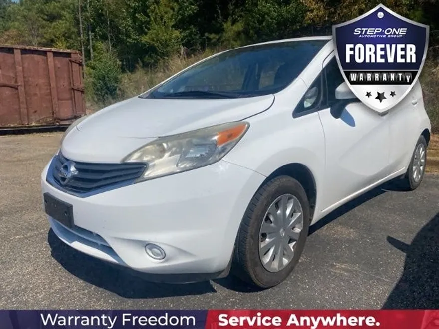 2015 Nissan Versa Note Plus photo 1